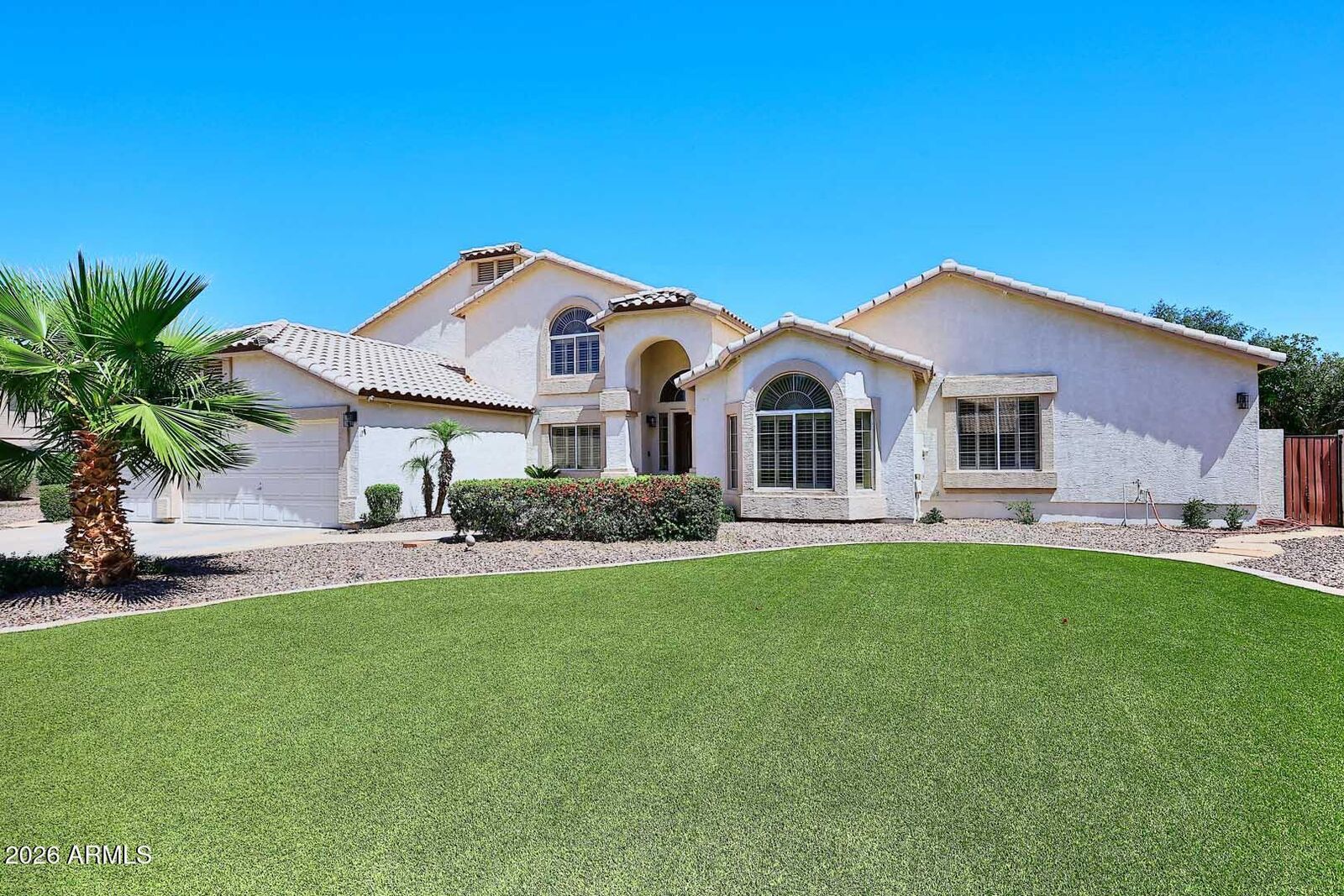 Property Photo:  1069 N Poinciana Road  AZ 85234 