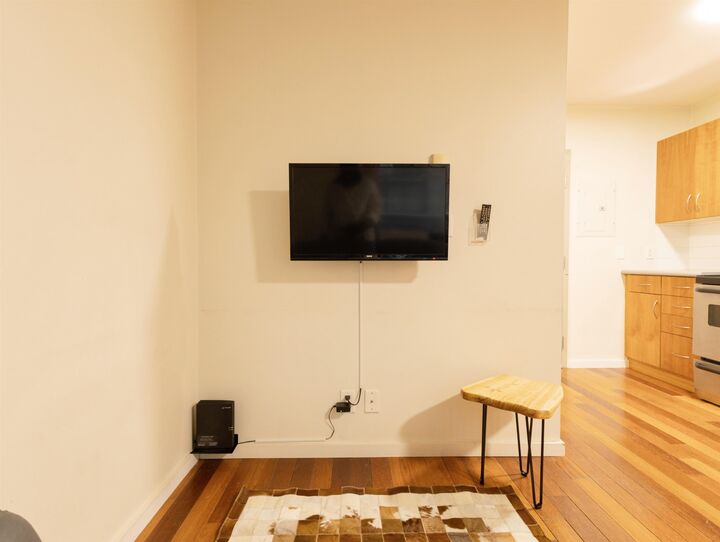 Property Photo:  440 Richards Street 303  BC V6B 2Z3 