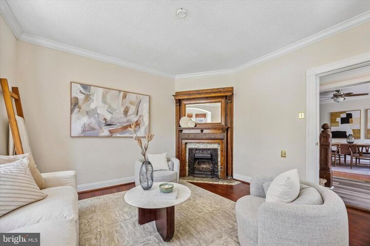 Property Photo:  7201 Boyer Street  PA 19119 