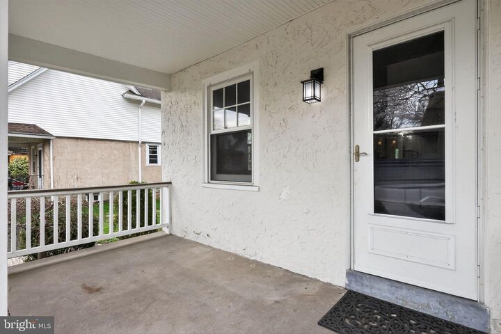 Property Photo:  522 Dudley Avenue  PA 19072 