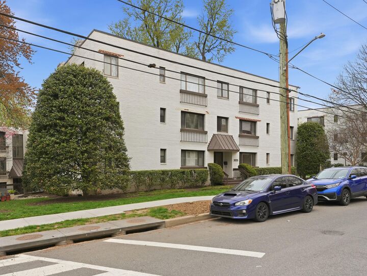 Property Photo:  3835 Davis Place NW 2  DC 20007 