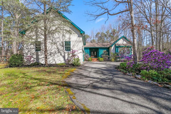 Property Photo: 4 Ridge Court NJ 08055