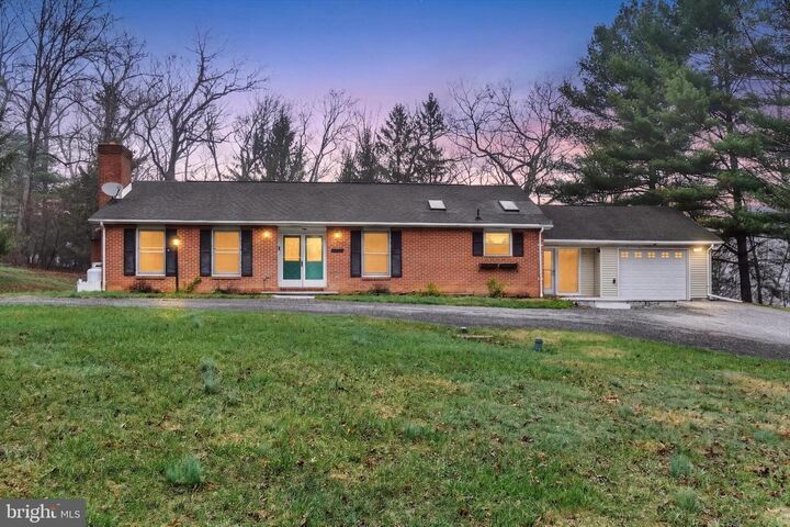 Property Photo:  3870 Autumn Lane  PA 17363 