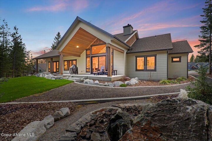 Property Photo:  3544 E Winray Dr  ID 83835 