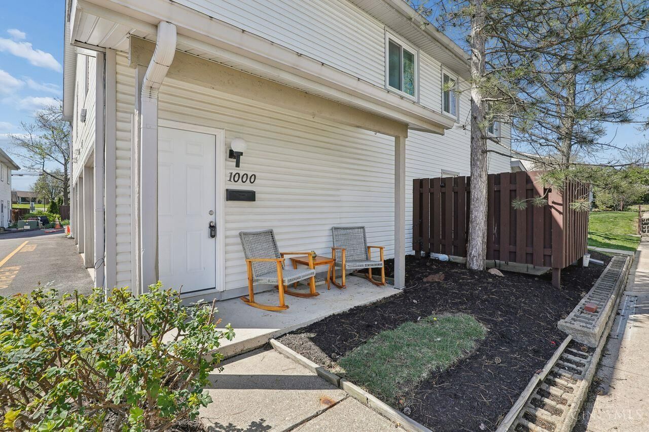 Property Photo: 1000 E Crescentville Road OH 45246