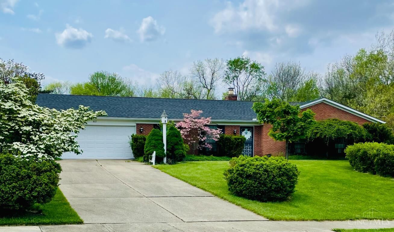Property Photo:  812 White Oak Drive  OH 45056 