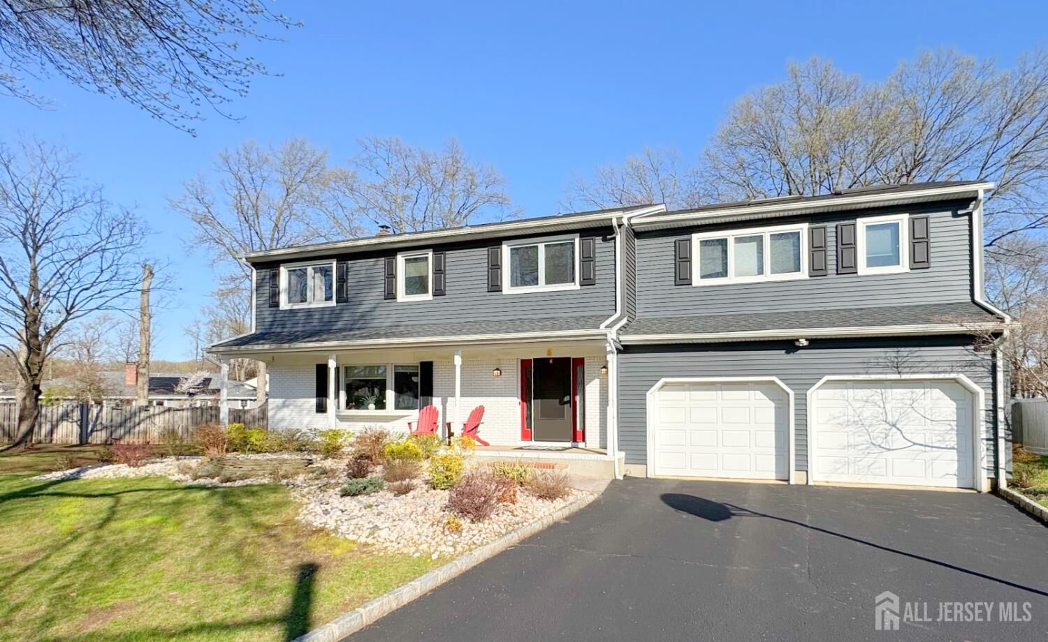 Property Photo:  13 Lucille Court  NJ 08820 