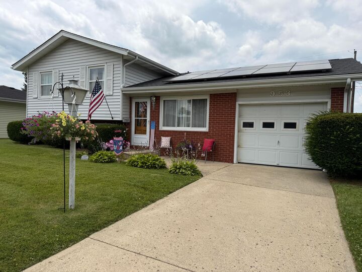 Property Photo:  953 Marla Avenue  OH 43138 