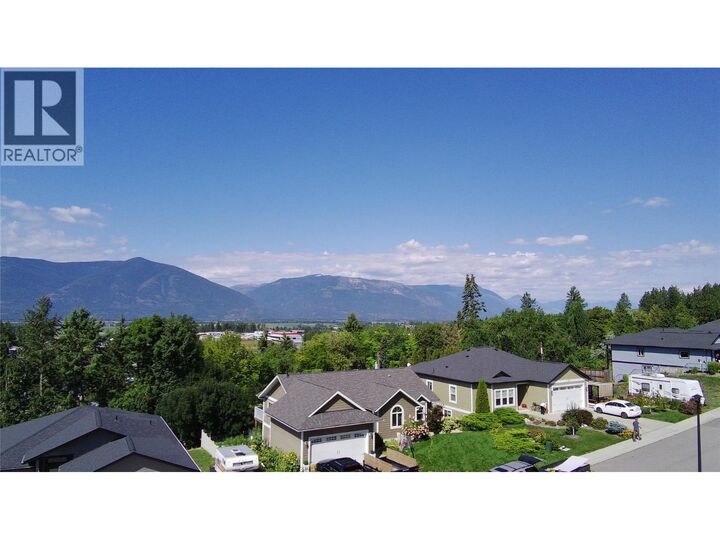 Property Photo:  1108 12th Avenue North  BC V0B 1G6 