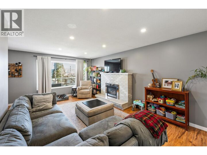 Property Photo: 3853 Glenway Road BC V4T 1C9
