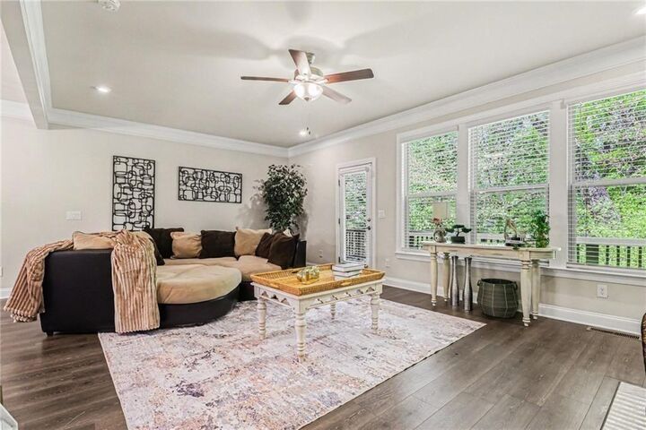 Property Photo: 1363 Harris Way GA 30319