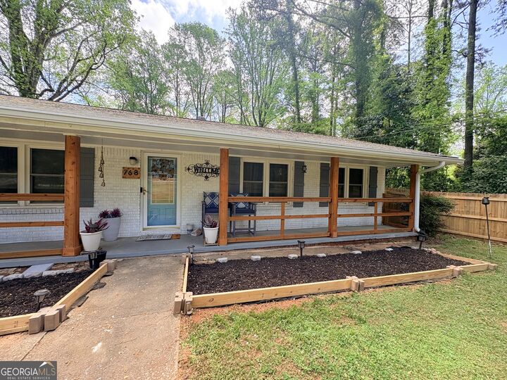 Property Photo:  768 Swan Lake Road  GA 30281 
