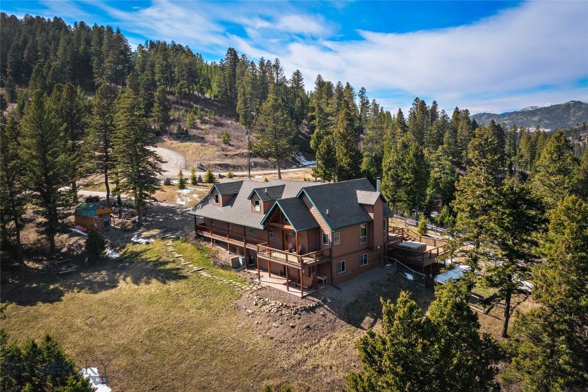 Property Photo:  525 Colt Road  MT 59715 