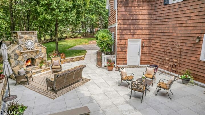 Property Photo:  6 Wildlife Run  NJ 07005 