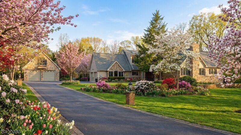 Property Photo:  19 Partridge Rd  NJ 08822 