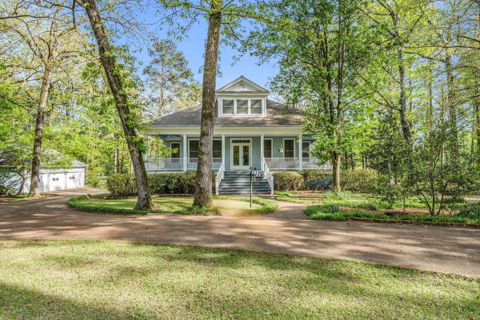 Property Photo:  72 Lakeview Drive  MS 39759 