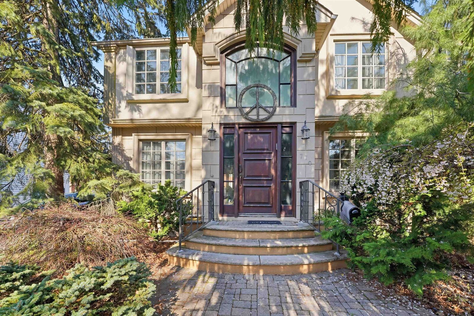 Property Photo:  770 Hartwell St  NJ 07666 