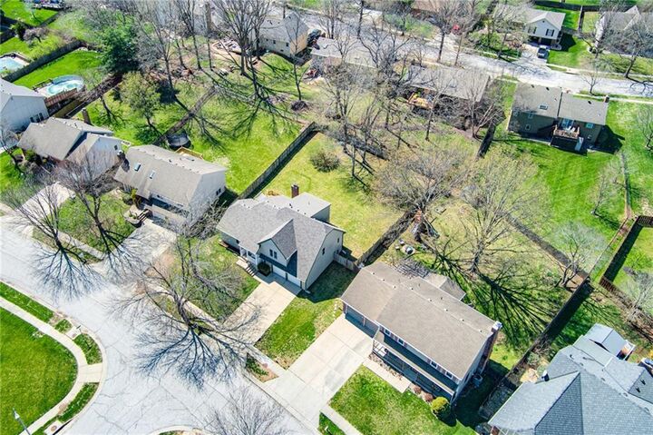 Property Photo:  6528 N London Drive  MO 64151 