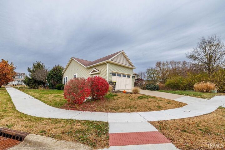 Property Photo: 1264 W Hedge Apple Lane IN 47404