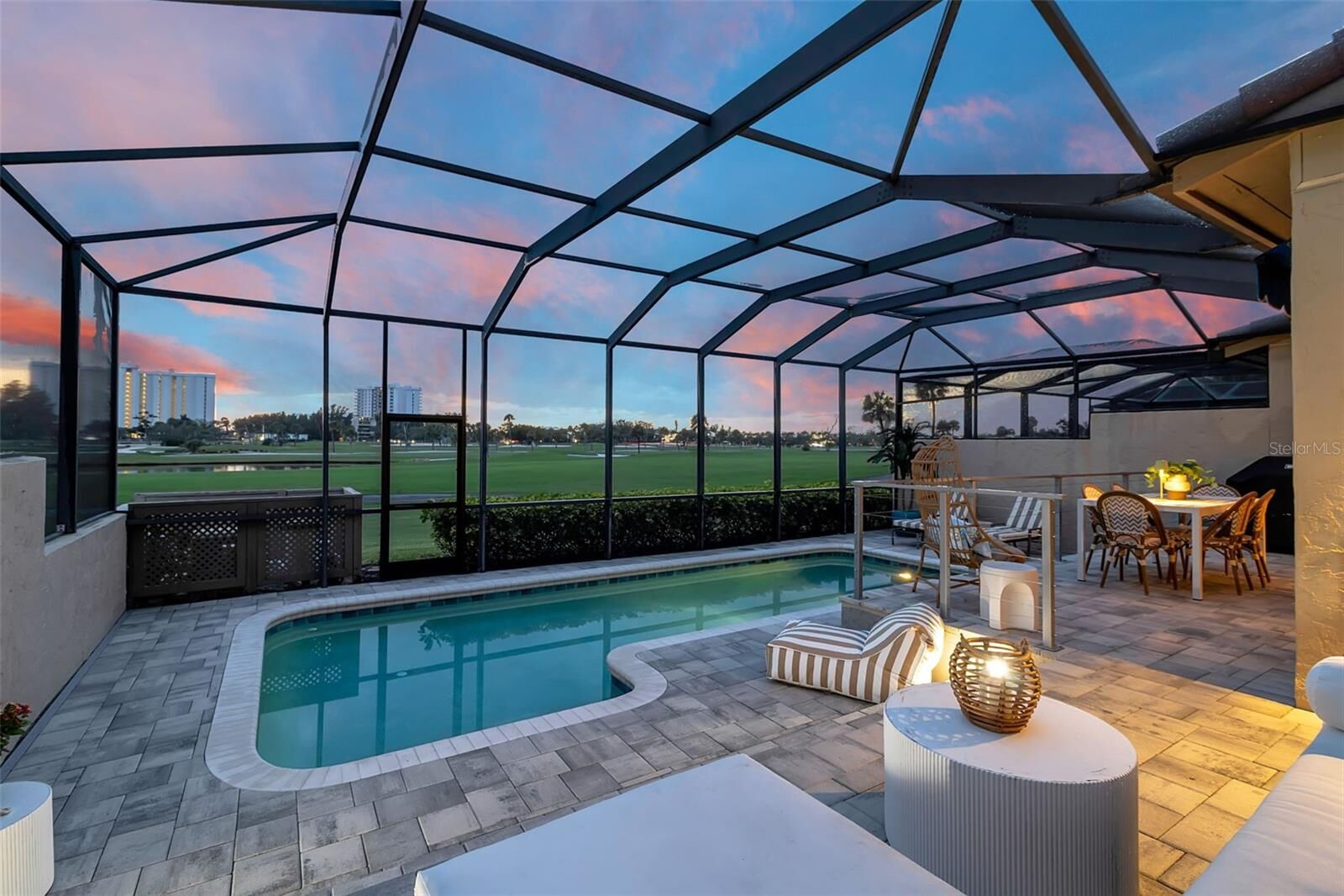 Property Photo:  2341 Harbour Oaks Drive  FL 34228 