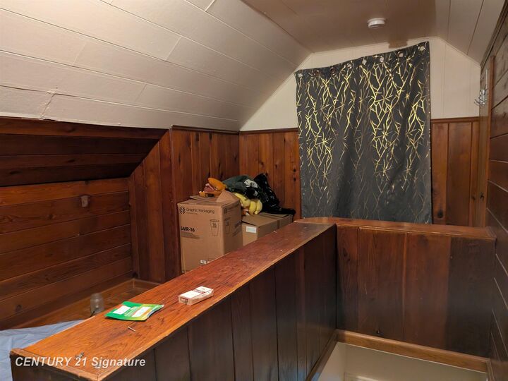 Property Photo:  717 Huron Street  MI 48507 