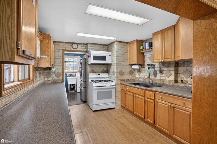 Property Photo:  99 E Elmwood Street  MI 48367 