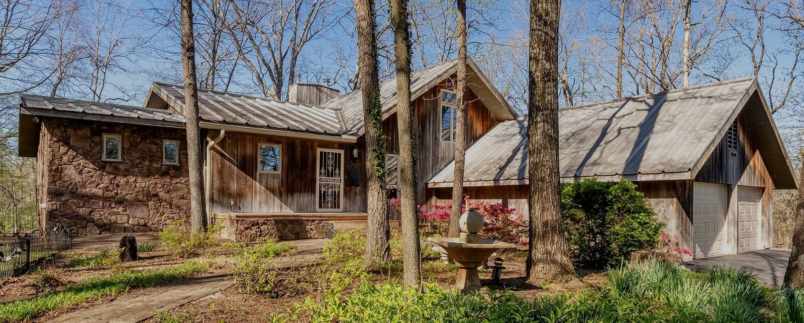 Property Photo:  5 Lake Shore Court  IL 62902 