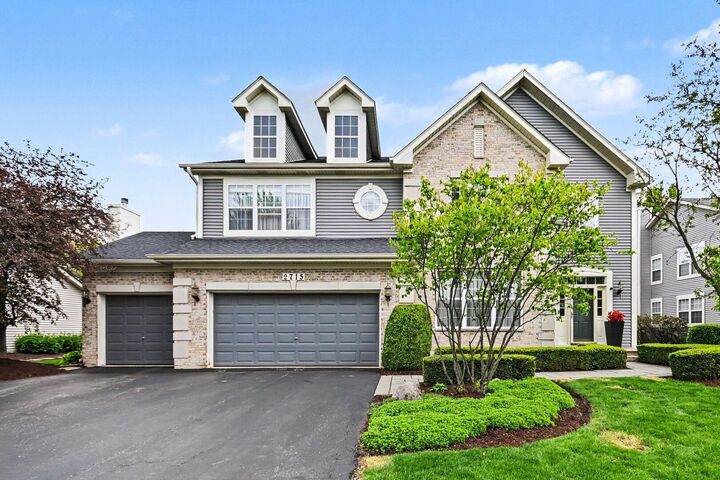 Property Photo:  2715 Forest Creek Lane  IL 60565 
