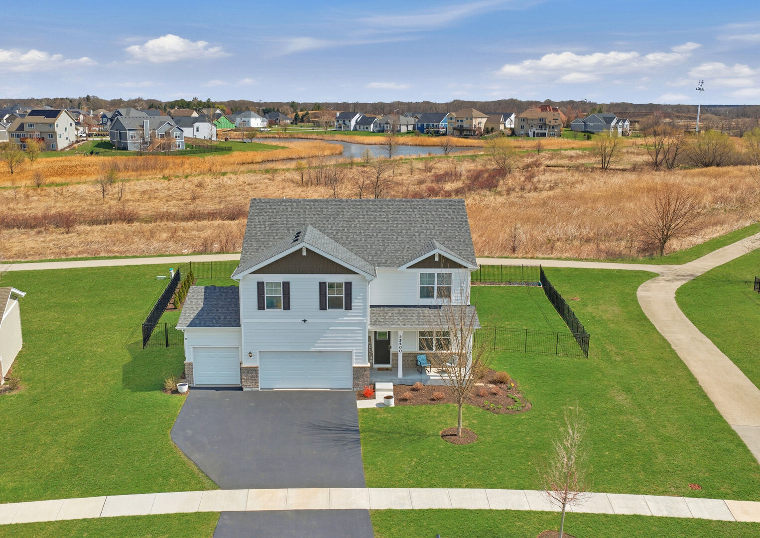 Property Photo:  25400 W Cerena Circle  IL 60586 