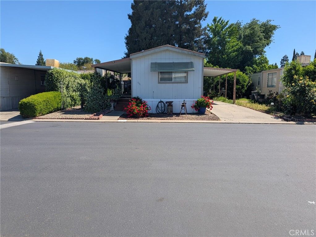 Property Photo: 2500 N Hwy 59 #206 CA 95348