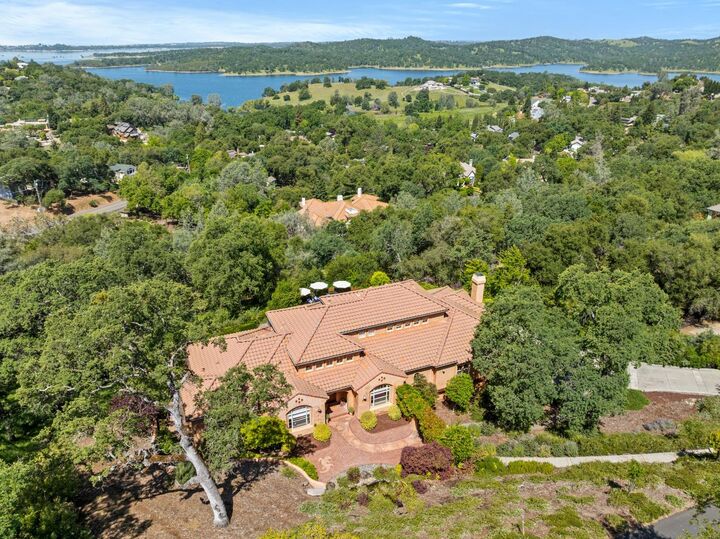 Property Photo: 881 Villa Del Sol CA 95762