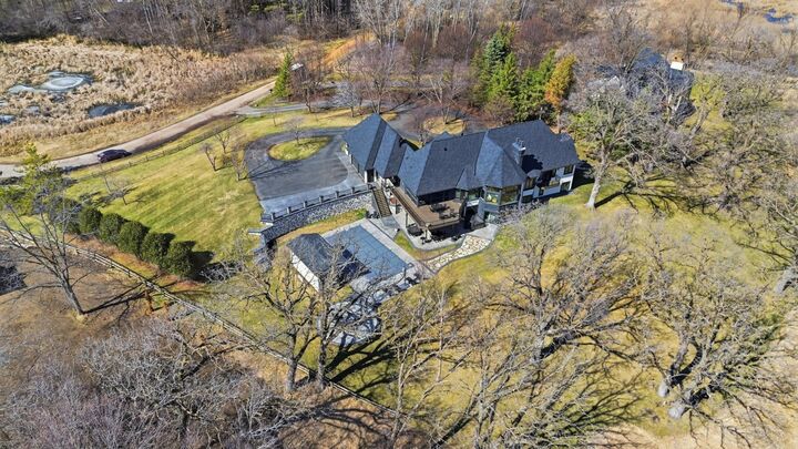 Property Photo:  1000 Old Crystal Bay Road S  MN 55391 