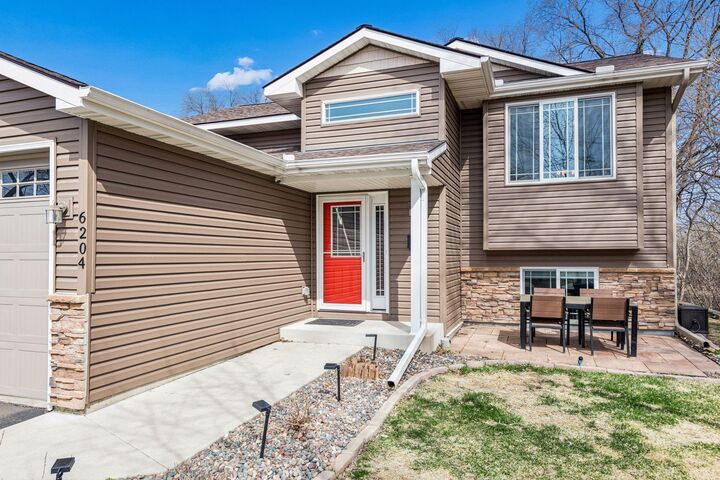 Property Photo:  6204 39th Avenue N  MN 55422 