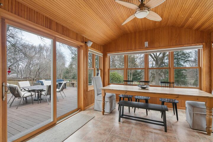 Property Photo:  2820 Washta Bay Road  MN 55331 