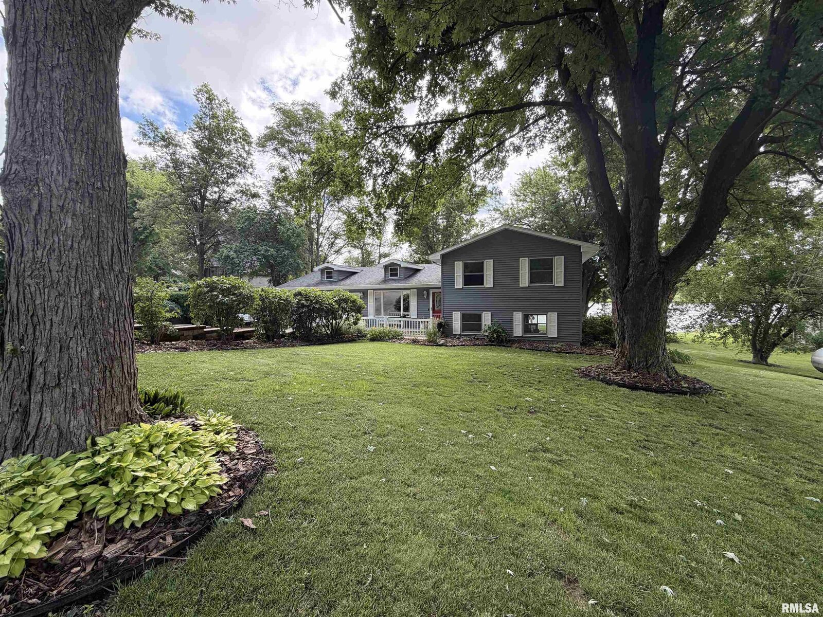 Property Photo: 495 Kramer Road IL 61415