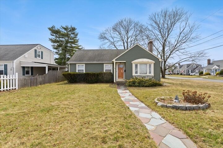 Property Photo:  49 Cove St  RI 02861 