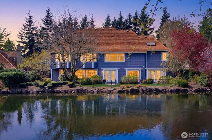 Property Photo:  7830  80th Place SE  WA 98040 