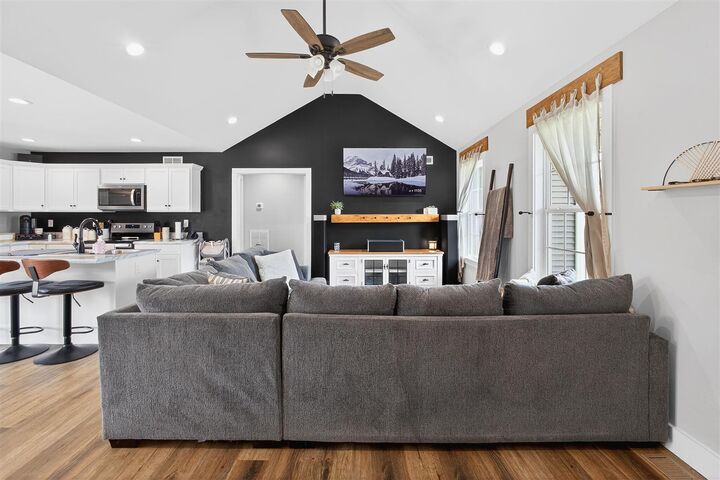 Property Photo:  506 Hunters Circle  KY 42276 