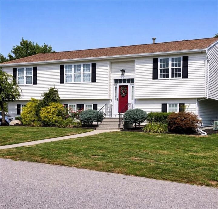 Property Photo:  30 Sprague Circle  RI 02919 