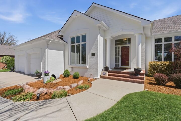 Property Photo:  8128 W Meadow Pass Ct  KS 67205 