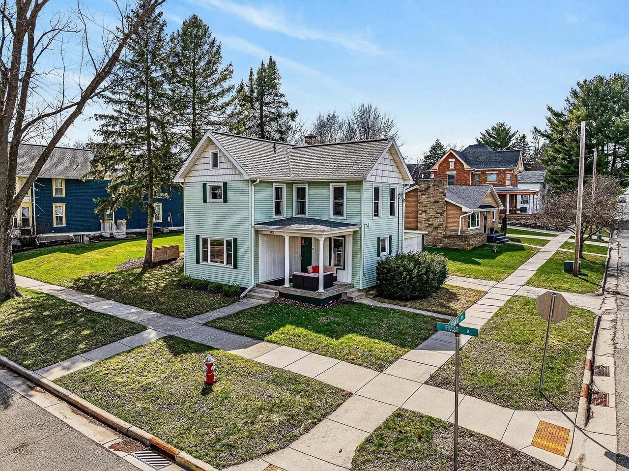 Property Photo:  801 1st Street  WI 53574 