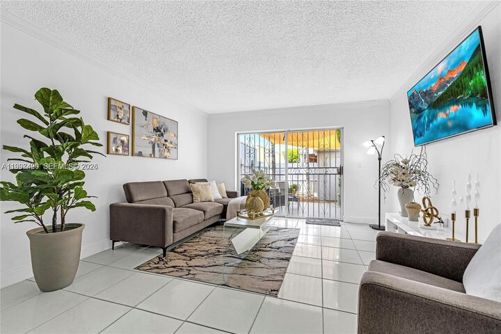 Property Photo:  1675 W 57th St 514  FL 33012 