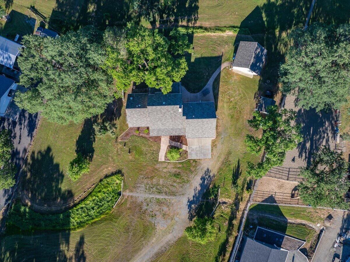 Property Photo:  2764 Majestic Oak Circle  CA 96022 
