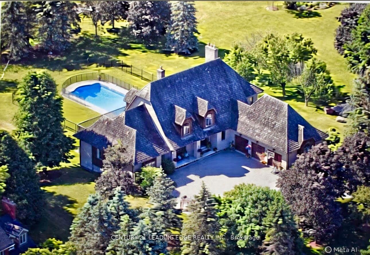 Property Photo:  21 Buggey Lane  ON L1Z 1X4 