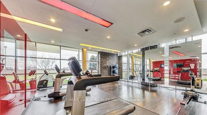 Property Photo:  125 Village Green Square  ON M1S 0G3 