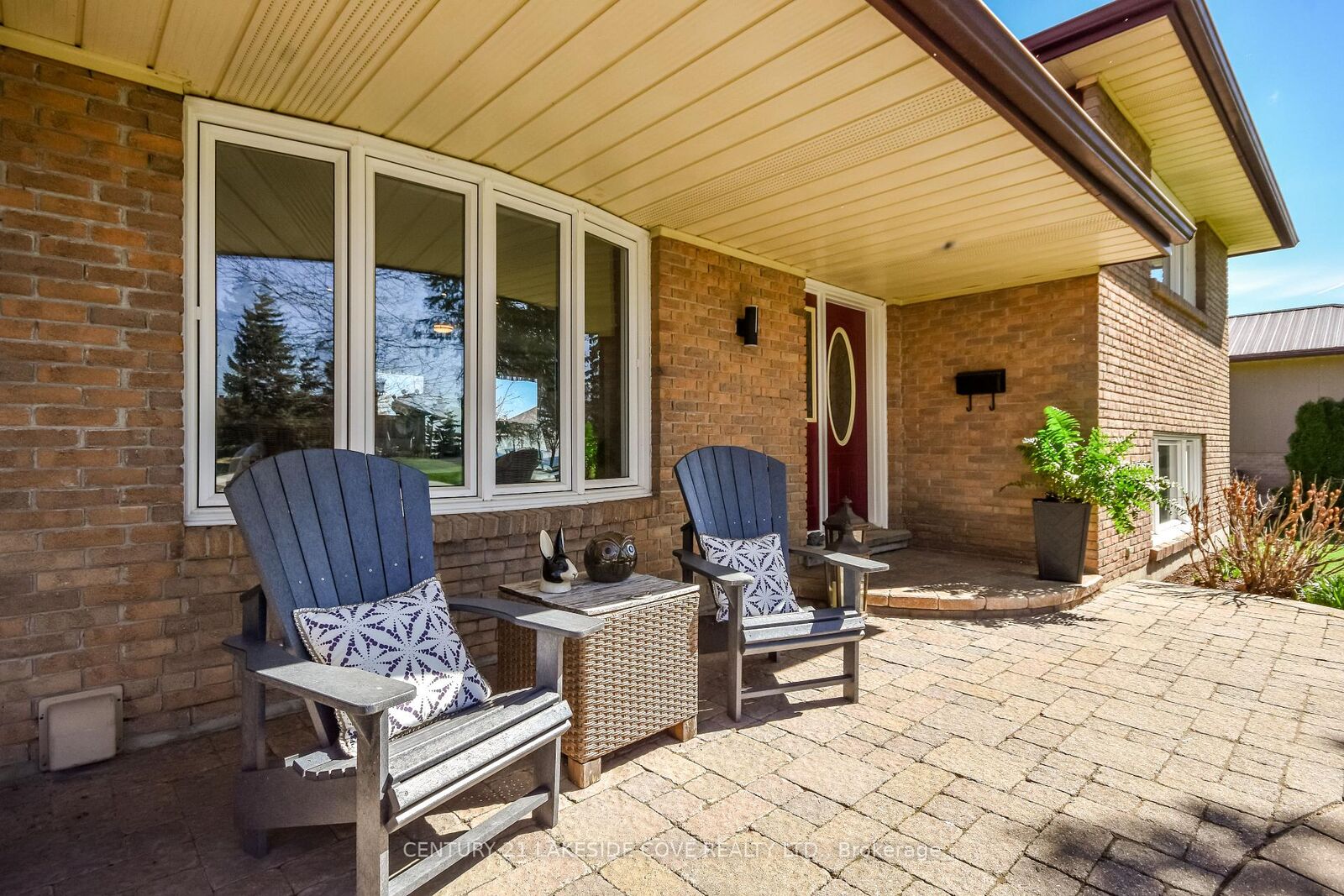 Property Photo: 121 Bayshore Drive ON L0K 1B0