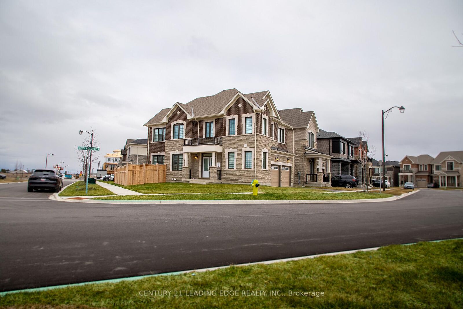 Property Photo:  1 George Roman Avenue  ON L6C 3L9 