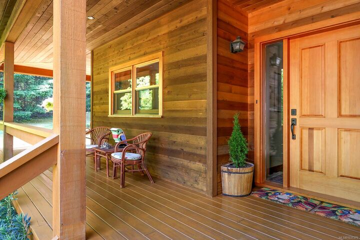 Property Photo: 1645 Lea Smith Rd BC V0R 1Z0