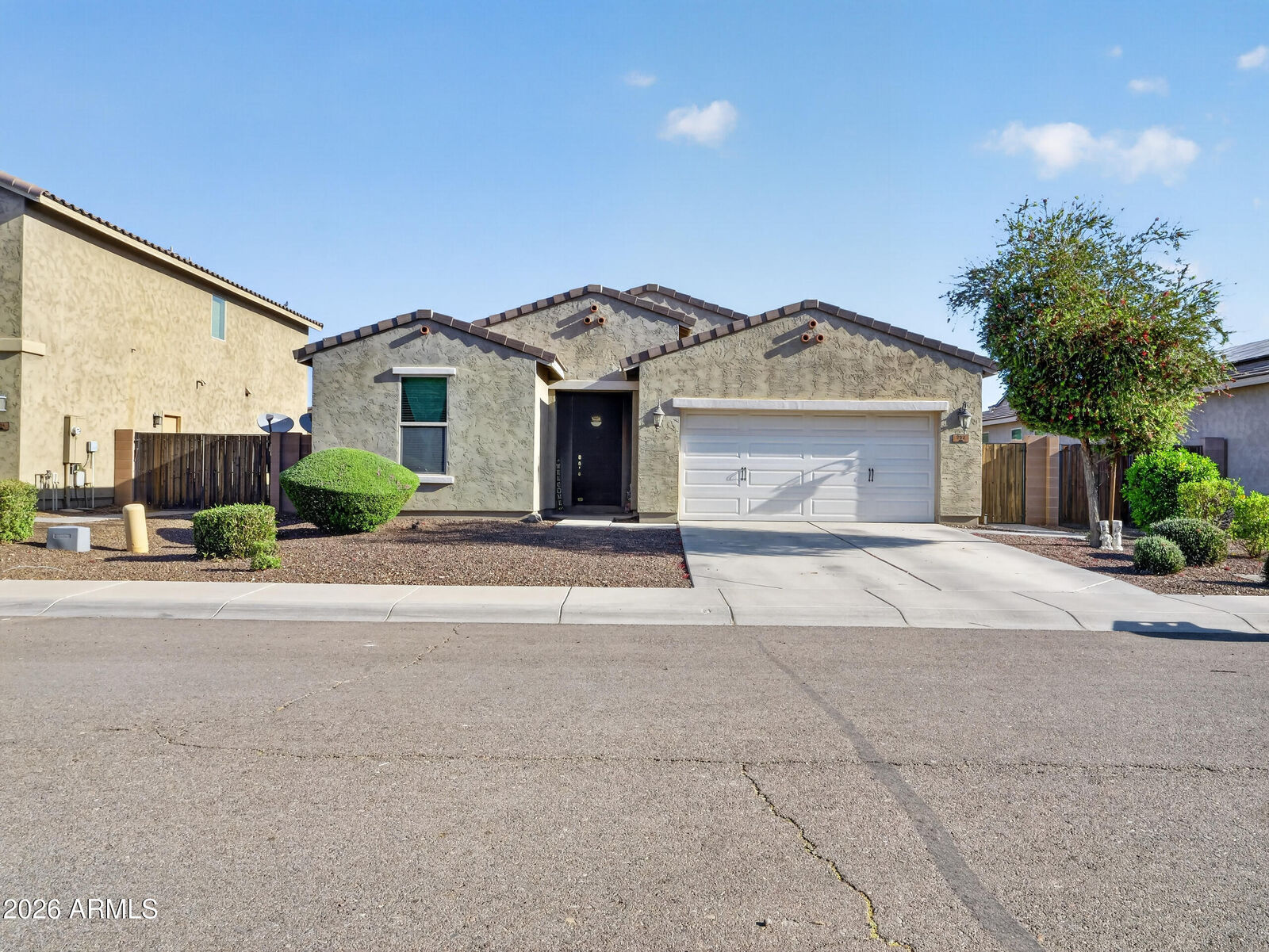 Property Photo: 202 E Santori Drive AZ 85140