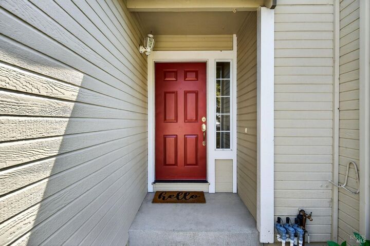 Property Photo:  1612 Woodhue Avenue  CA 95403 